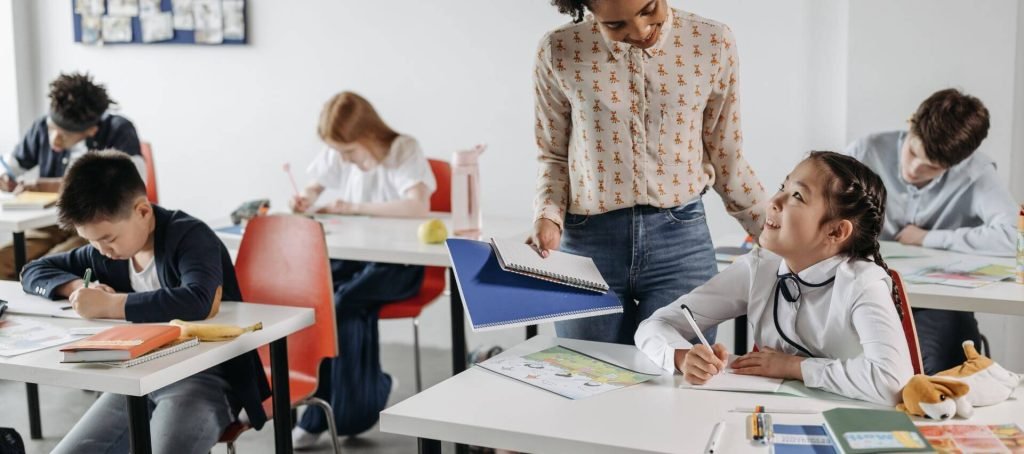 Como os professores podem ajudar os alunos a lidar com a ansiedade de separacao 1