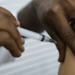 Casos de Síndrome Respiratória Aguda Grave estão em queda, diz Fiocruz