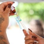 Saúde abre consulta sobre inclusão da vacina meningo B no SUS