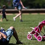 Pediatras pedem aprovação de lei com licença-paternidade de 1 mês