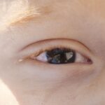 Cartilha sobre saúde ocular na infância orienta pais e professores