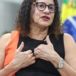 Vacina brasileira de covid ajuda a combater negacionismo, diz ministra