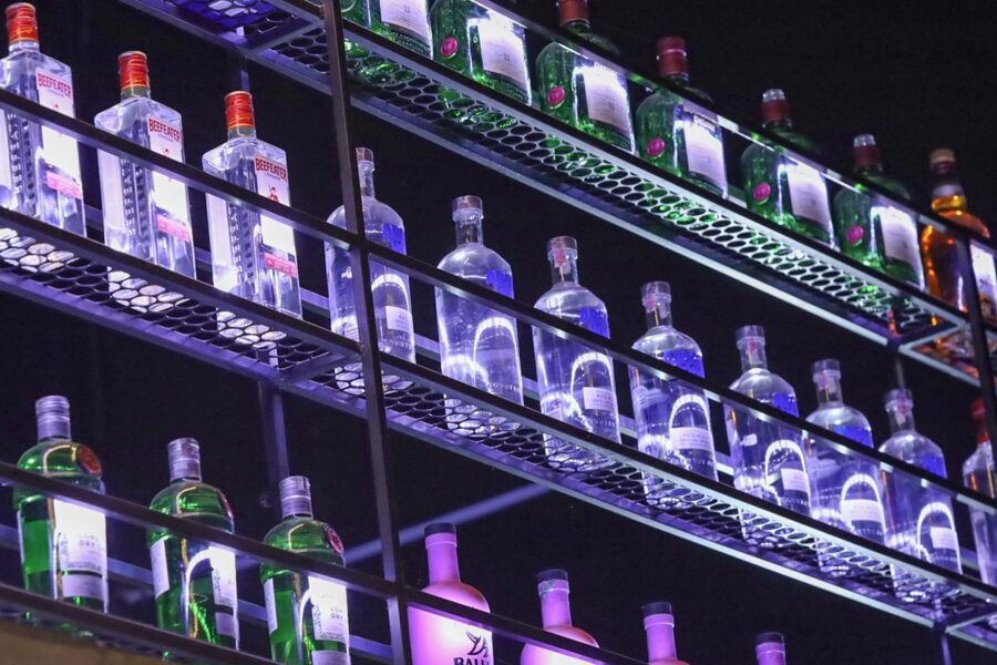 Paraná confirma dois casos de contaminação por metanol em bebidas