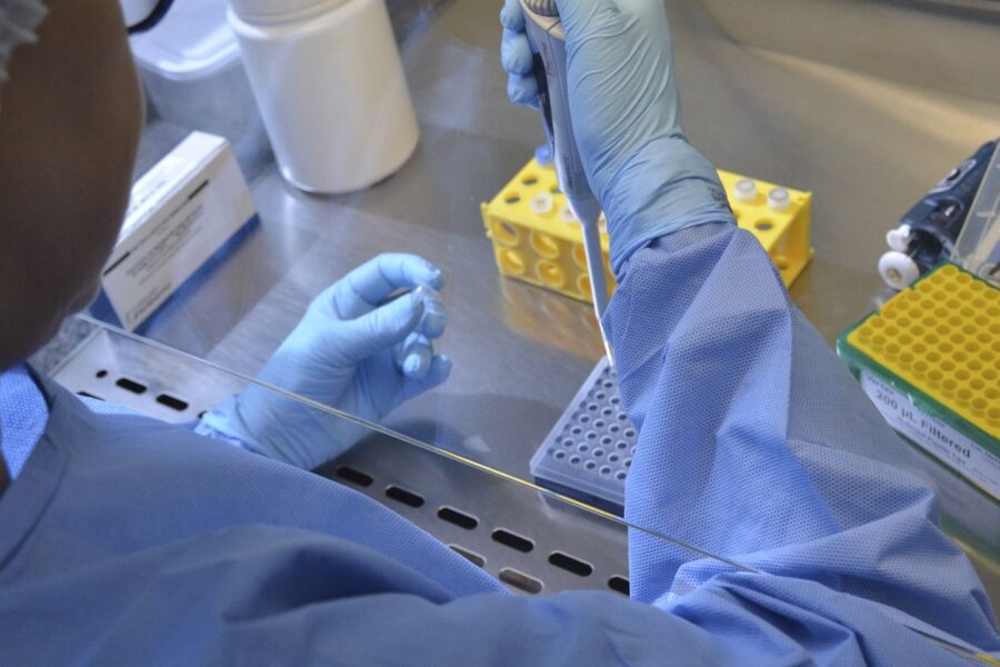 País tem 17 casos confirmados de intoxicação por metanol