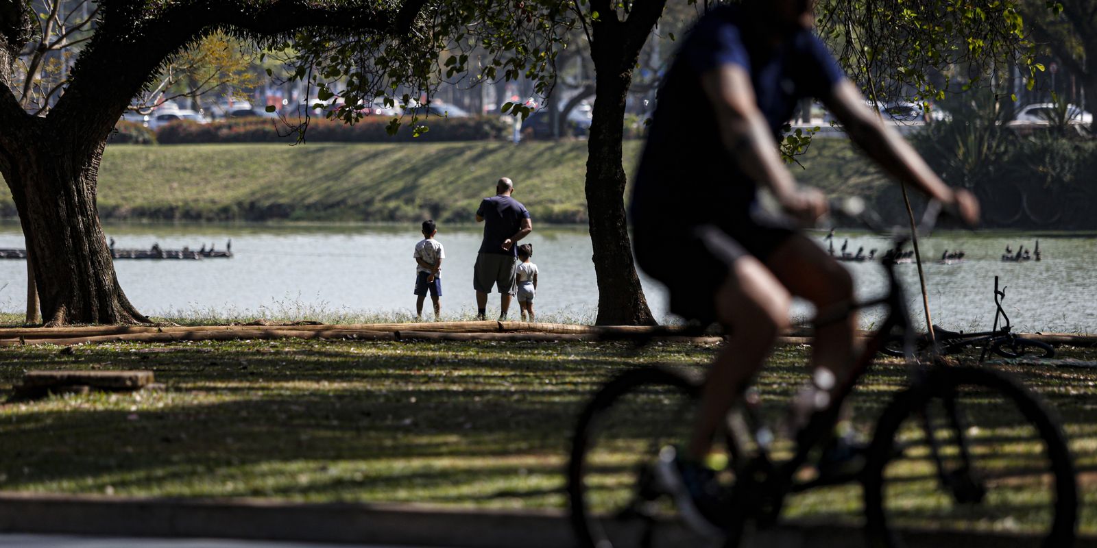 Pesquisas revelam preocupação com crianças em extremos climáticos